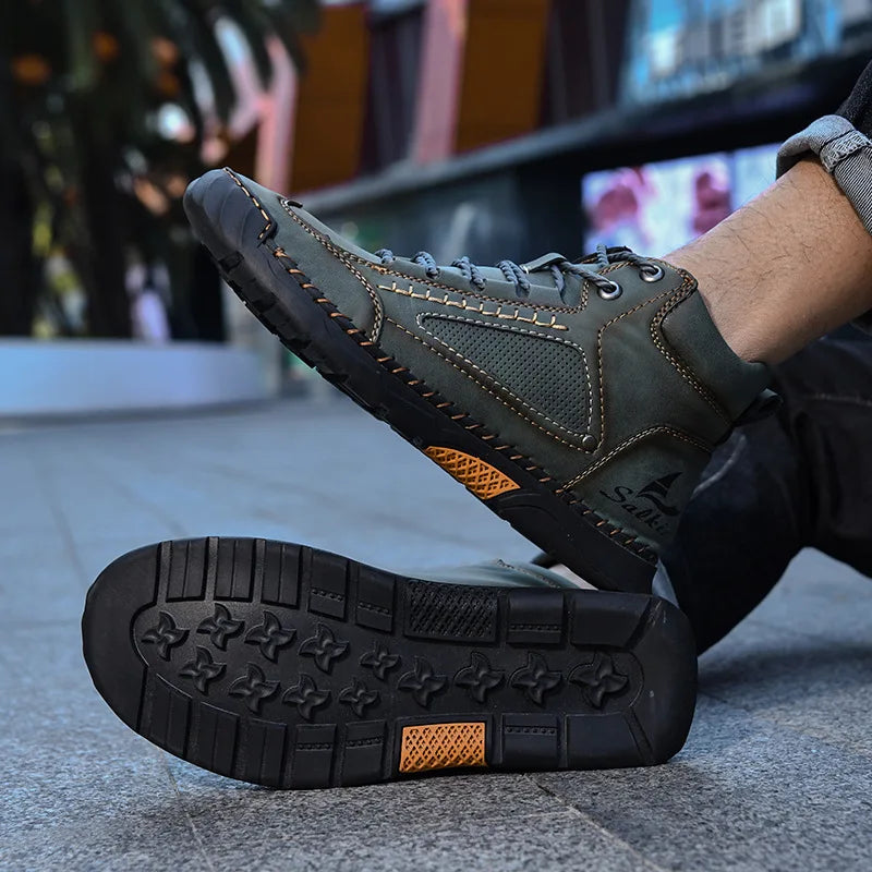 New 2025 Handmade Men Boots Design Sneakers Man Outdoor Casual Leather Men Shoes Ankle Boots Fall Breathable Hot Sale