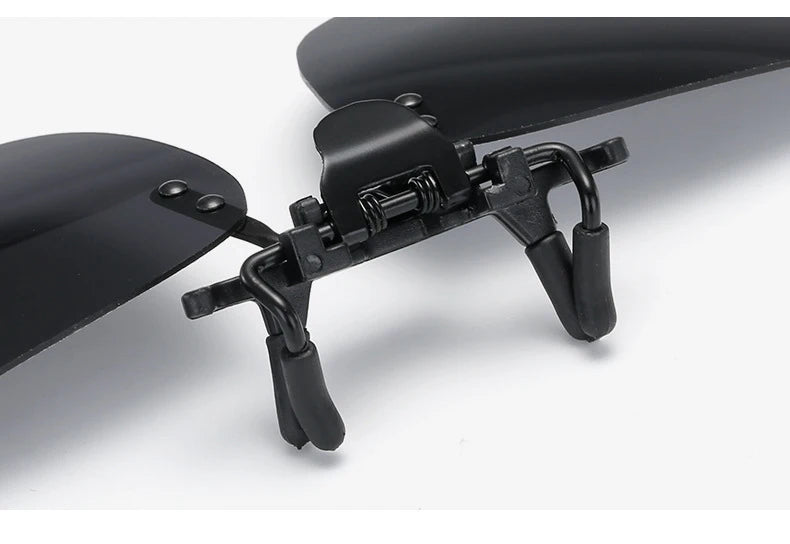 Polarized Clip Sunglasses 2Pcs Set Myopia Glasses Clip Driver Fishing Night Vision Myopia Clipon Sun Shading Eyeglasses