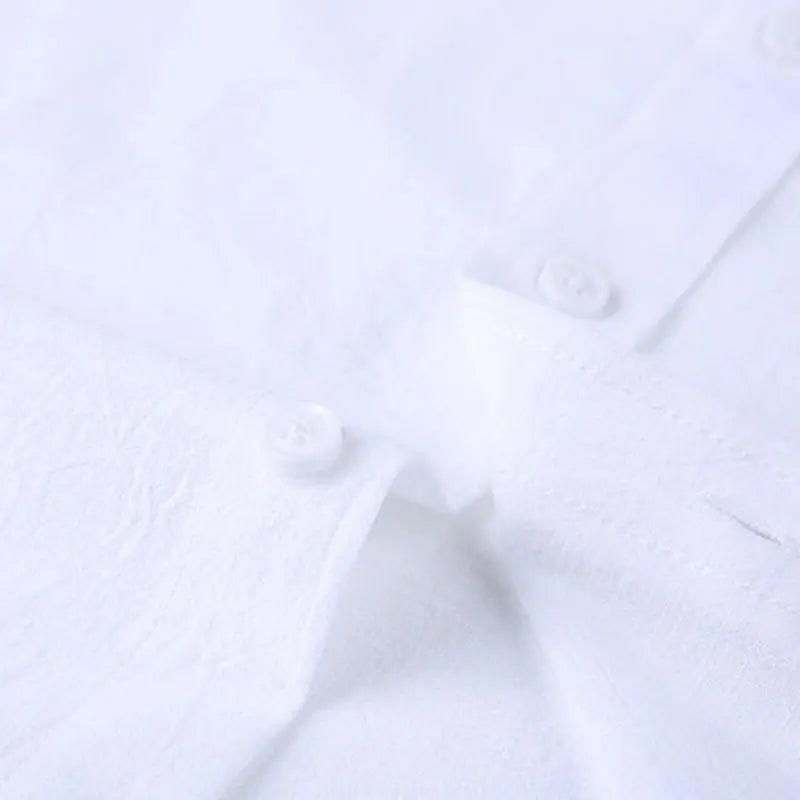 Men's short-sleeved shirts are casual, trendy, comfortable, cool on the street, versatile, simple and slimming in summer