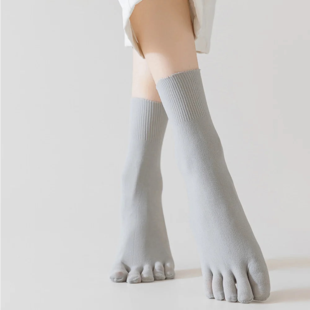 Five Fingers Socks, Women Cotton Mesh Summer Five Toe Hosiery Sports Solid Color Mid Tube Socks With Separate Fingers
