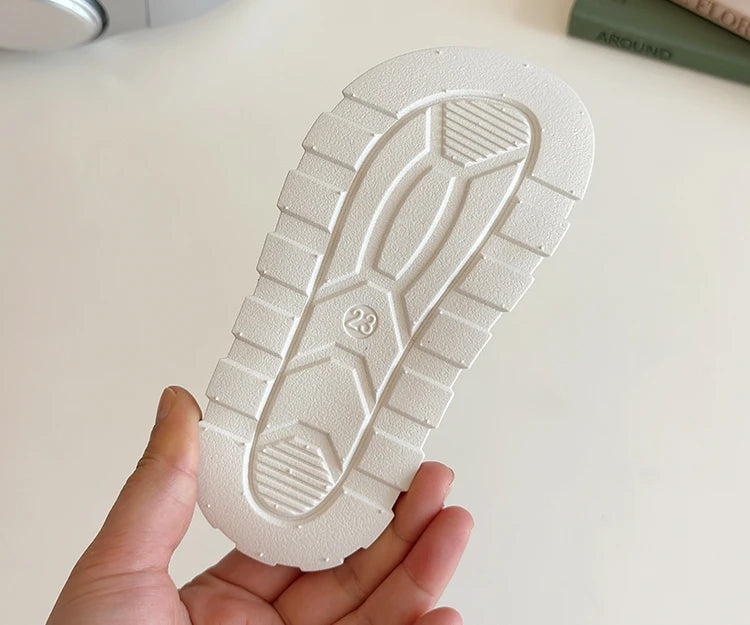 Kids Sandals Children Summer Beach Shoes for Boys Girls Toddlers Little Boy Sandals Fashion 2025 New Toes-covered Anti-kick Soft