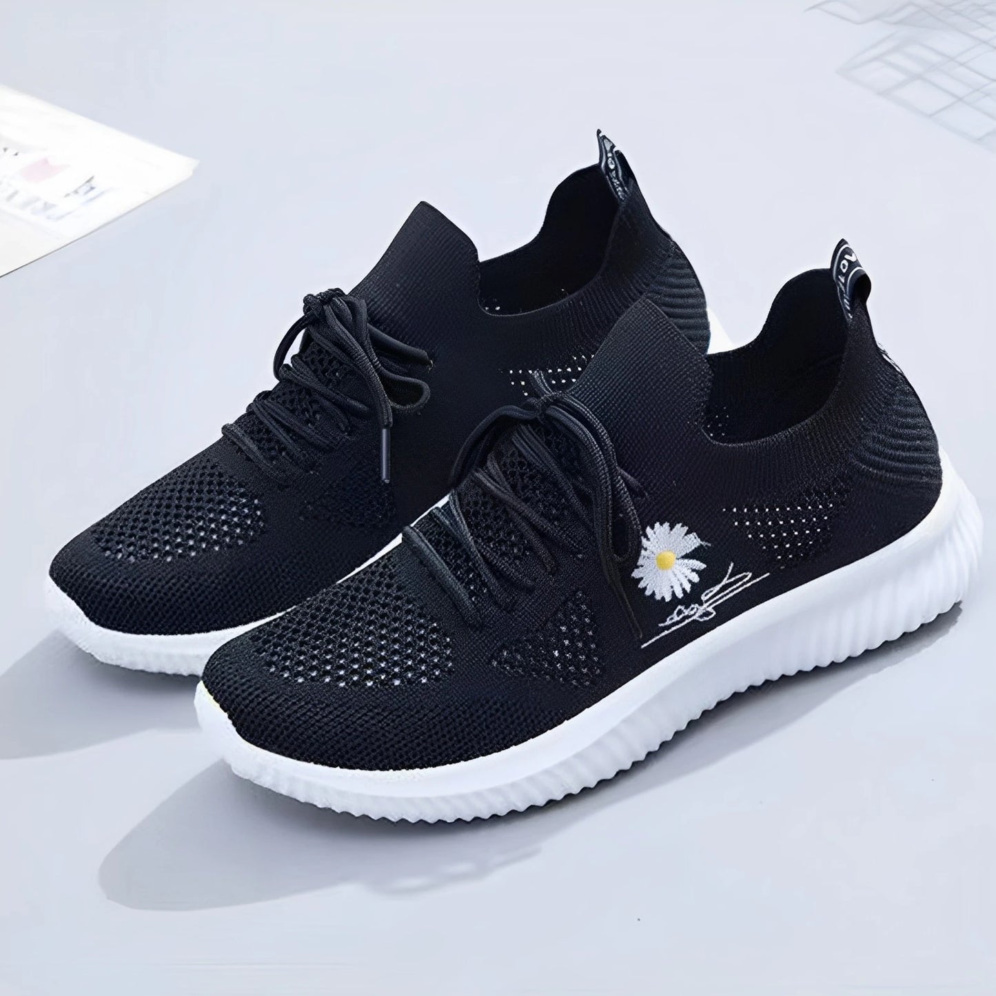 Women Lace Up Mesh Sneakers All Match Walking Shoes Outdoor Sneakers for Office Home Outdoor Wear