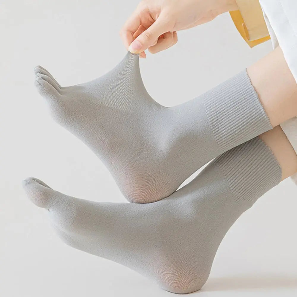 Five Fingers Socks, Women Cotton Mesh Summer Five Toe Hosiery Sports Solid Color Mid Tube Socks With Separate Fingers