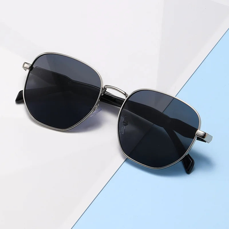 Street Photography Sunglasses For Women, Metal Fashion Uv Anti-retro Round Frame Trendy Personalized Car Sunglasses 2415